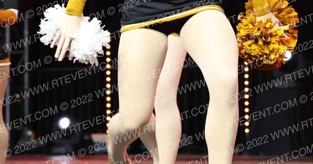 BISHOP O DOWD VARSITY POM · DANCE SCHOOL Nationals