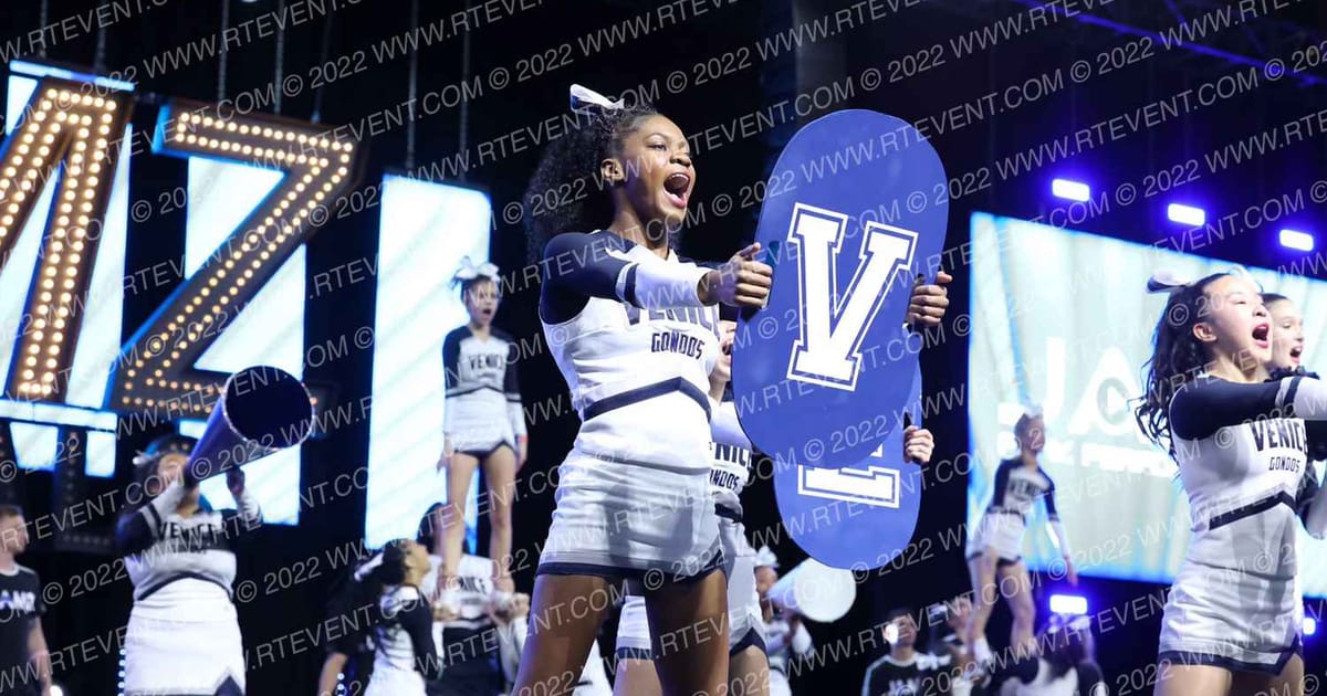 VENICE HIGH SCHOOL VARSITY CHEER · DANCE SCHOOL Nationals