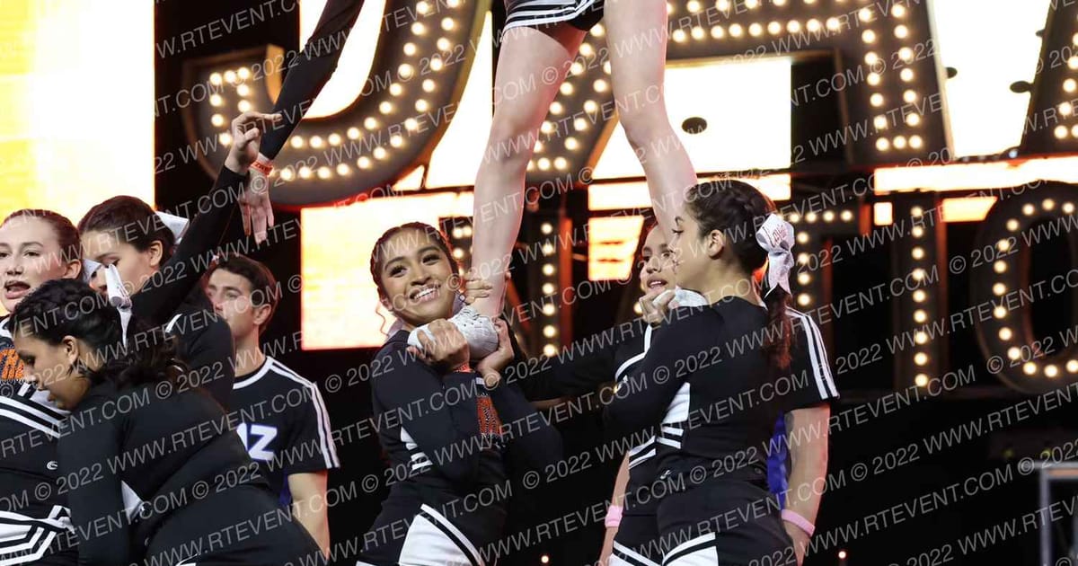 PANTHER COMPETITIVE CHEER TEAM · DANCE SCHOOL Nationals