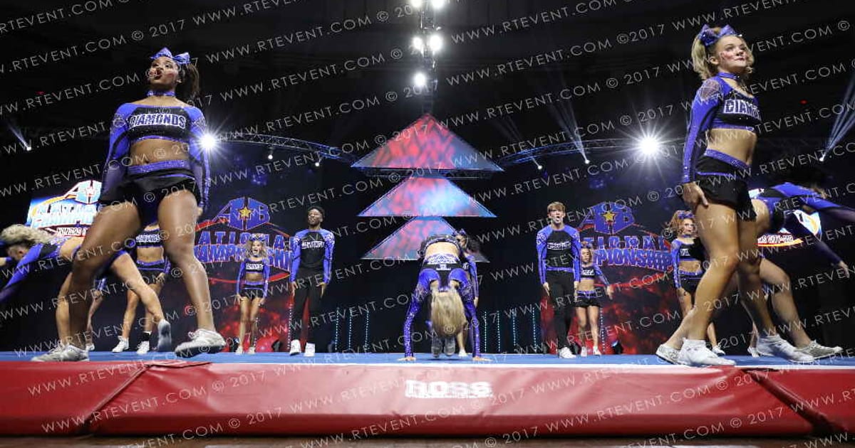 Twist & Shout Tulsa Diamonds · Americas Best Kansas City Grand Nationals