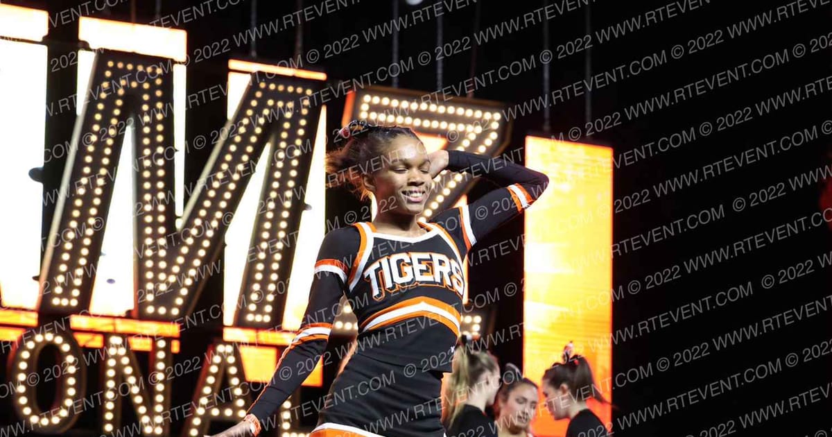 ROSEVILLE HIGH SCHOOL TIGERS · DANCE SCHOOL Nationals