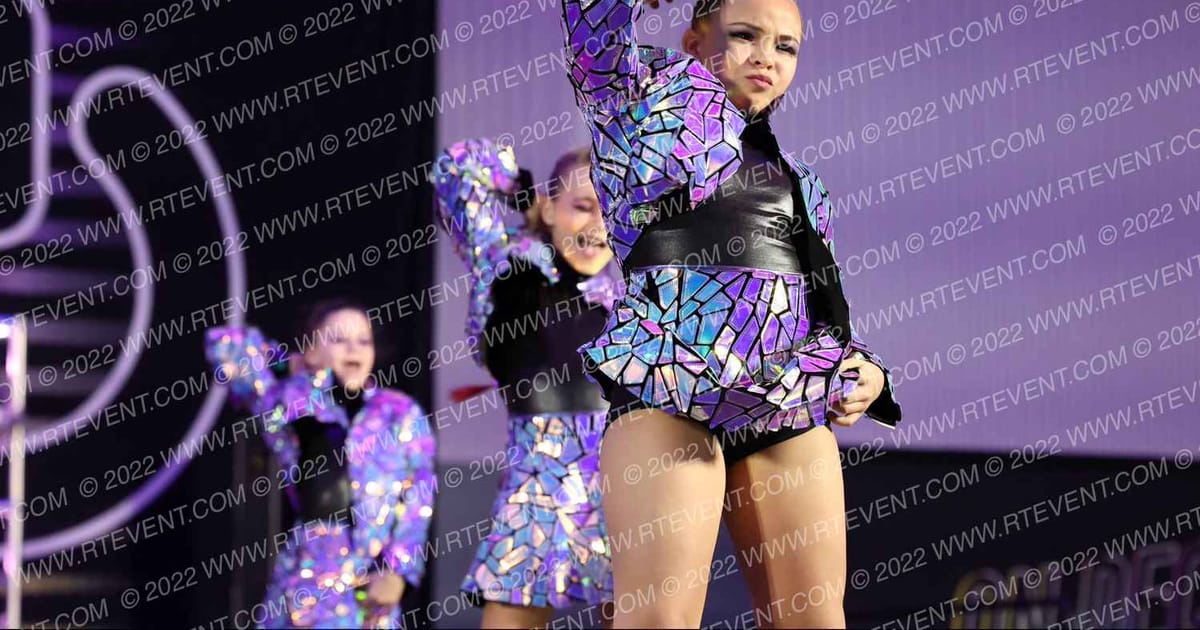 Maryland Dance Energy Sparks · Athletic Columbus Dance Grand Cheer Nationals
