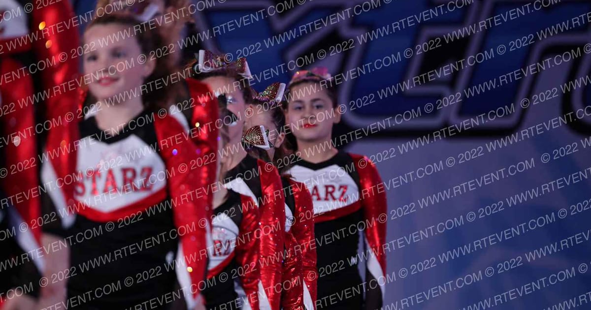 Laurel Youth Cheer Starz Eclipse · CDE EWO Lancaster