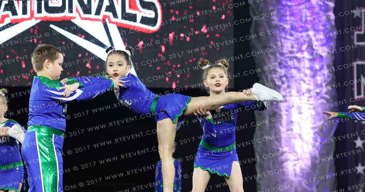 Indiana Ultimate- Fort Wayne Kiwi · JAMFest Cheer Super Nationals
