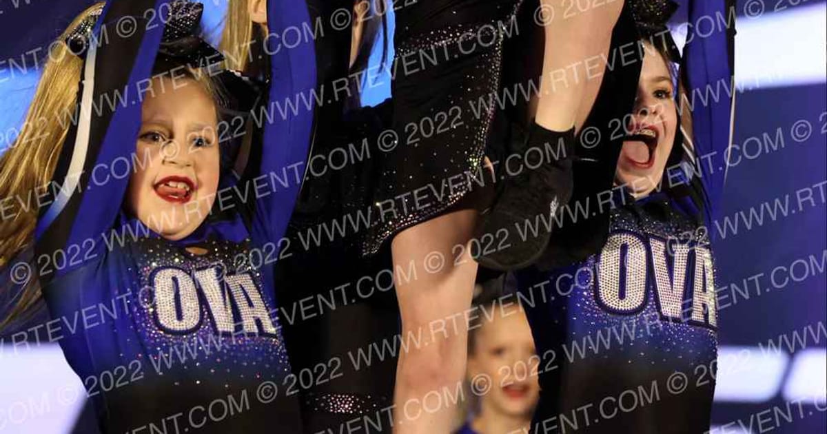 Ohio Valley All Stars Blaze · Athletic Columbus Dance Grand Cheer Nationals