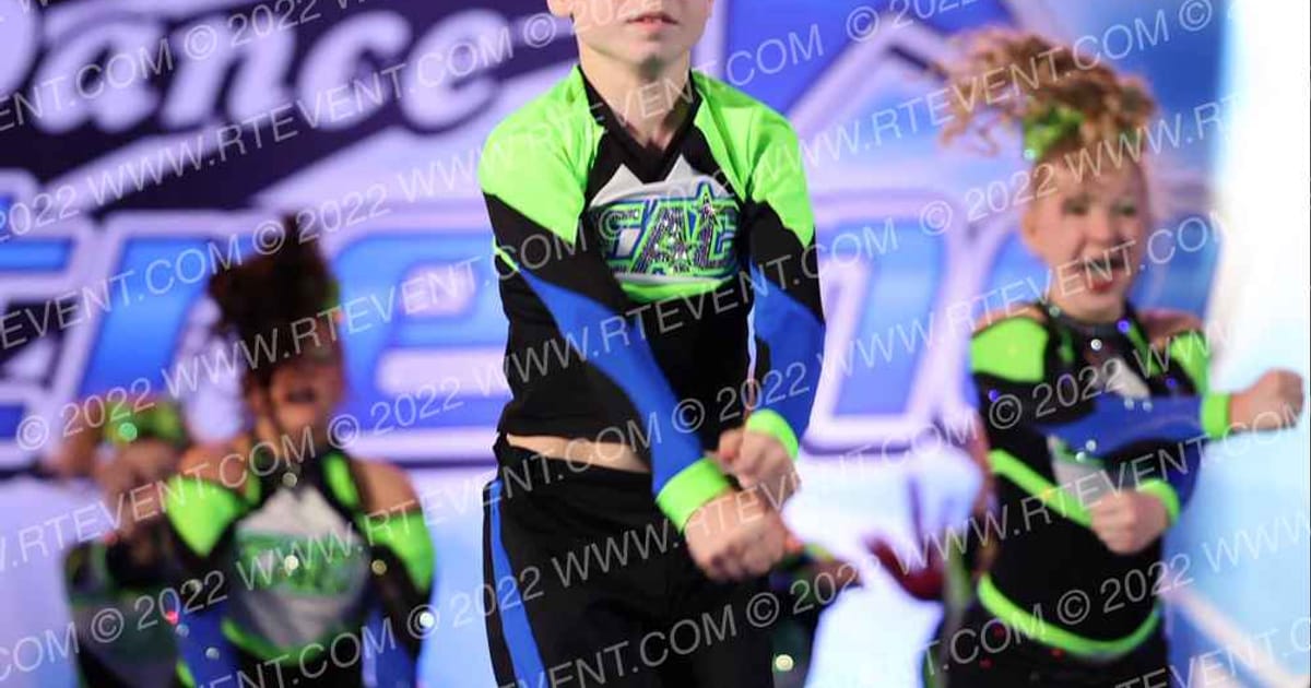 Elite Athletic Cheer Platinum · CDE EWO Lancaster