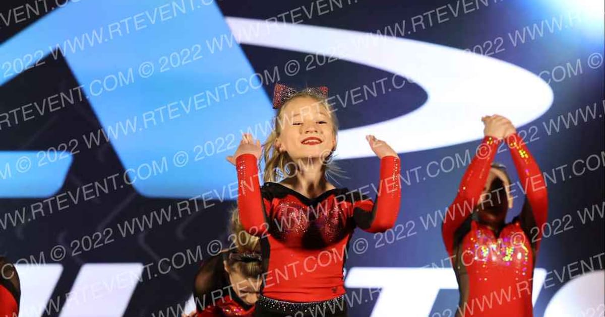 Buckeye Cheer Stars Supersonic · Athletic Columbus Dance Grand Cheer Nationals