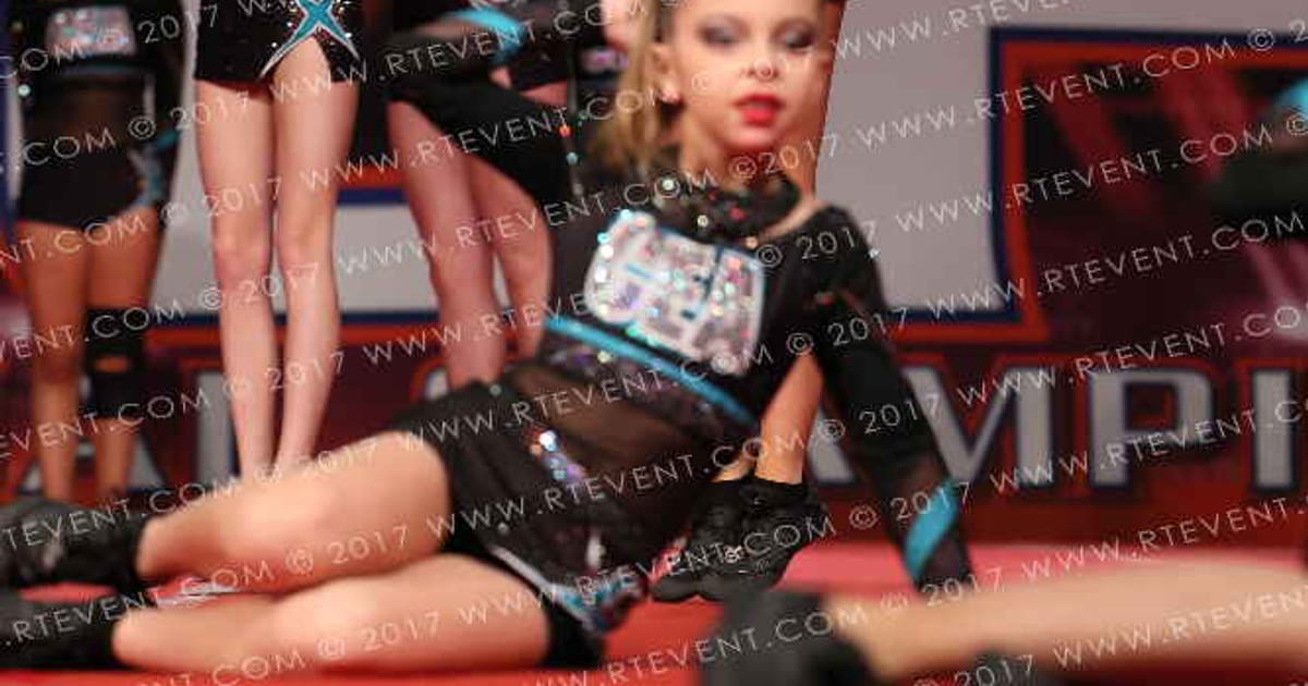 Cheer Extreme Myrtle Beach Royal Obsession · Spirit of Hope Grand Nationals