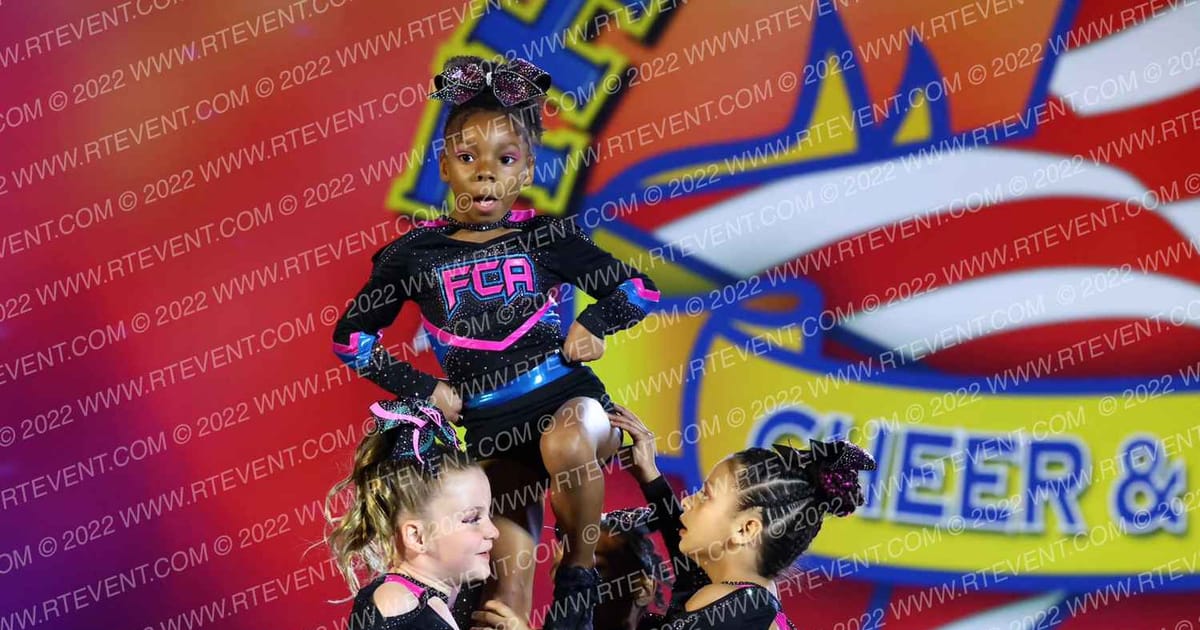 Fayetteville Cheerleading Academy HOPE DIAMOND · The American Superstarz Raleigh Nationals DIDII