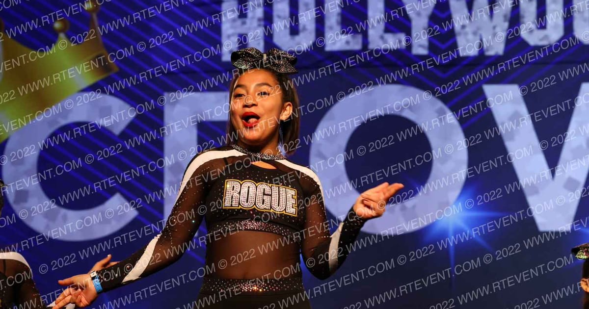 Rogue Athletics Knockout · WCC Hollywood Crown