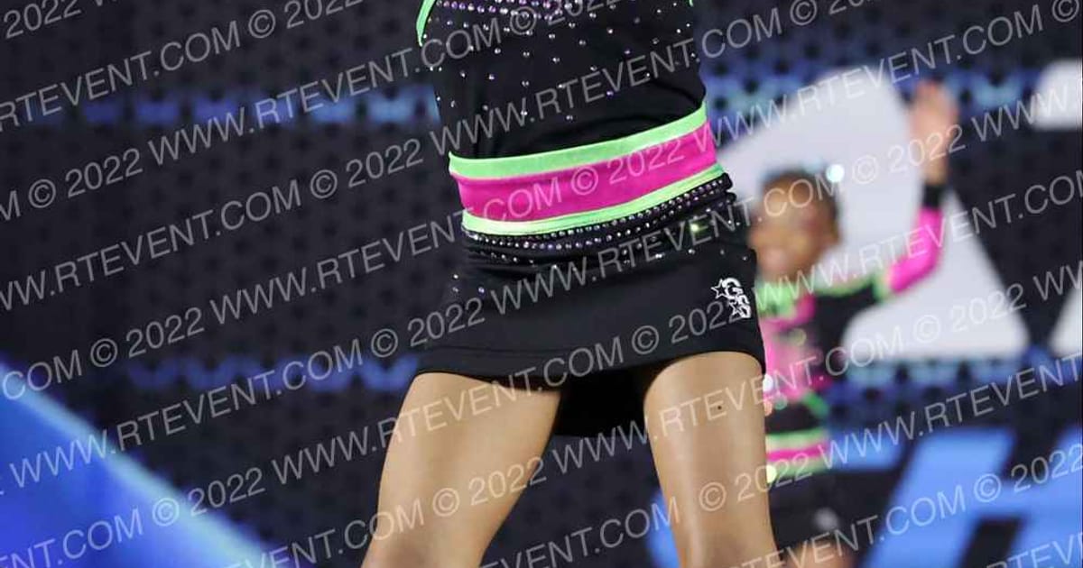 Universal Cheer Experience FLAMES · Athletic Birmingham