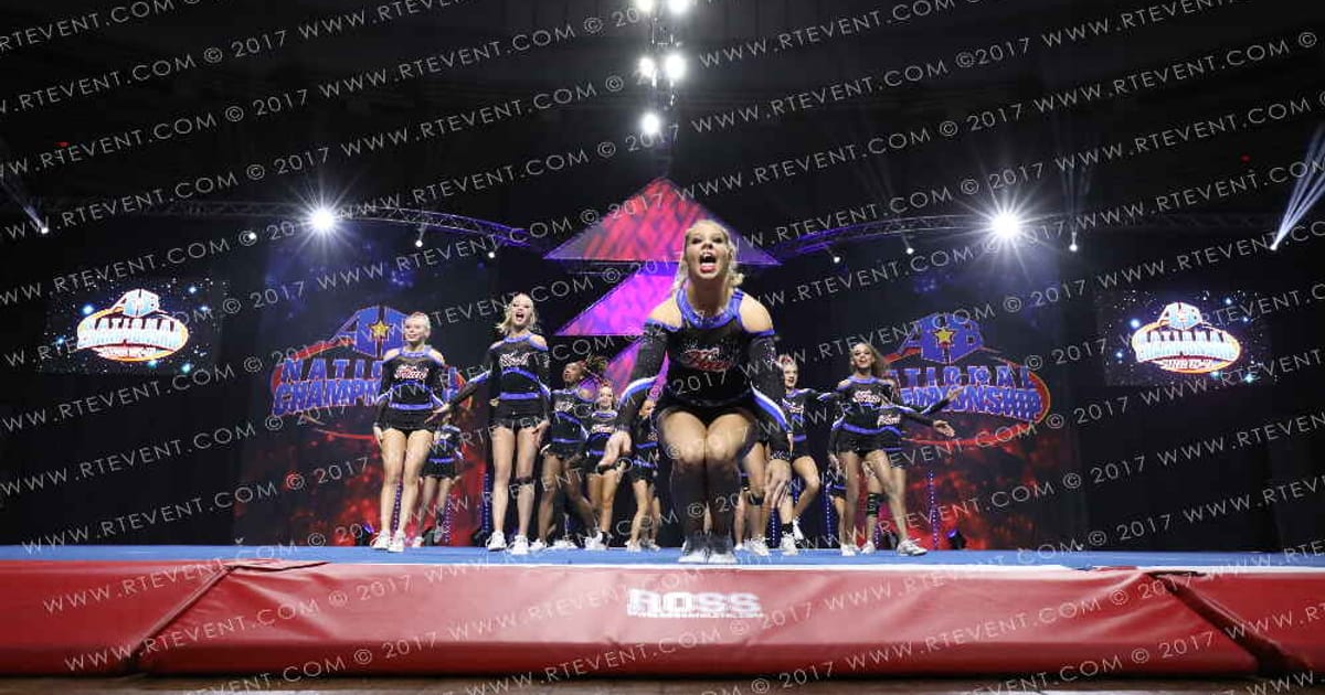 Twist & Shout Edmond Heart · Americas Best Kansas City Grand Nationals