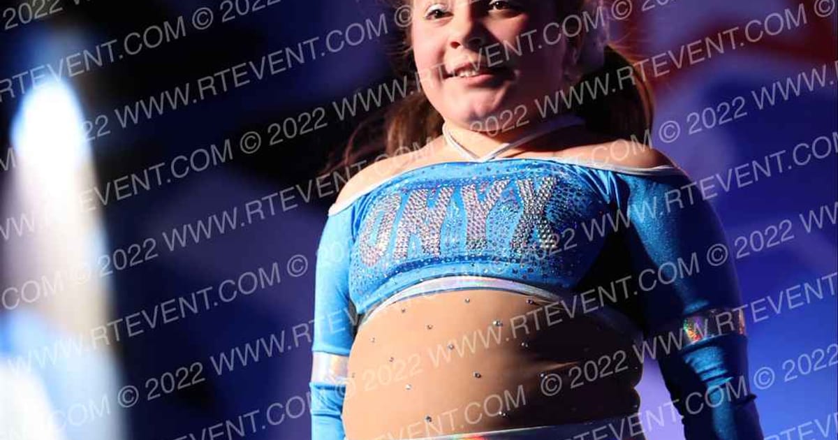 Onyx Allstars Spellbound · CDE EWO Lancaster