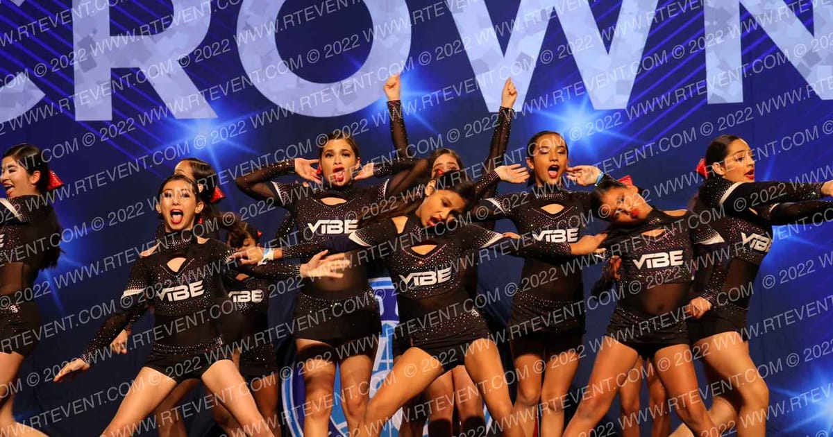 Vibe Cheer and Dance Black Ice · WCC Hollywood Crown