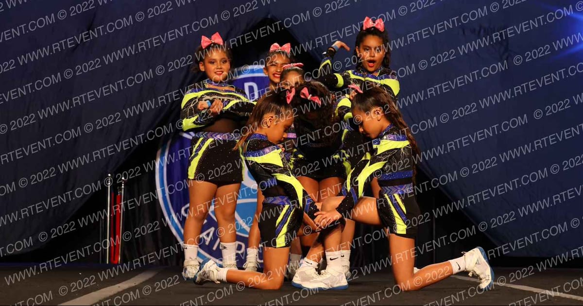 Royal Storm Elite Cheer Lady lightning · WCC Hollywood Crown