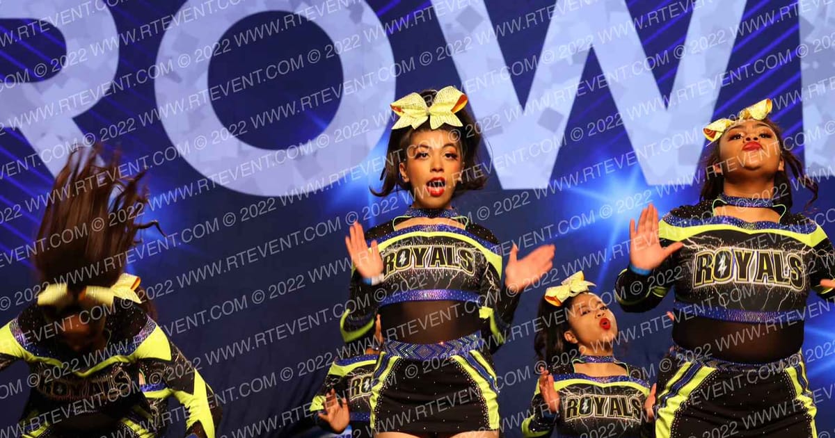 Royal Storm Elite Cheer CODE BLUE · WCC Hollywood Crown