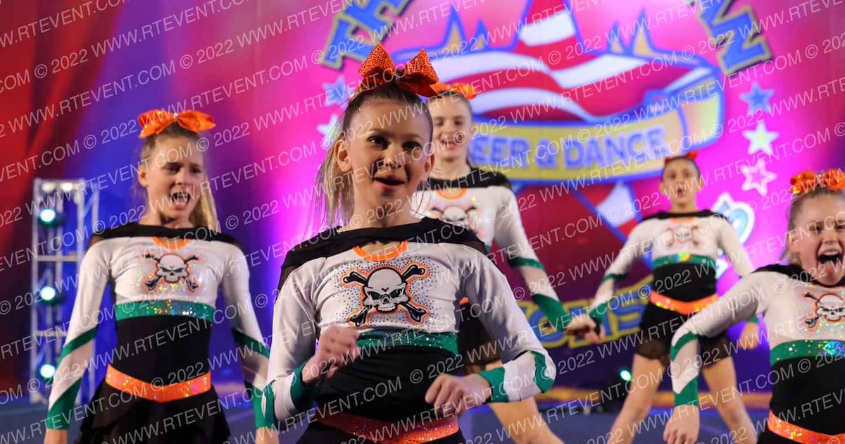 Iowa Elite Cheer - Des Moines Havoc · The American Heartland Sioux City Nationals