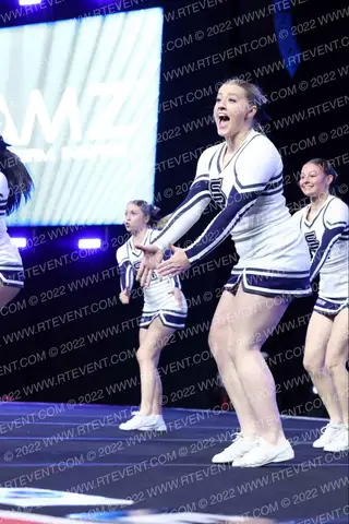 SHADOW RIDGE VARSITY CHEER