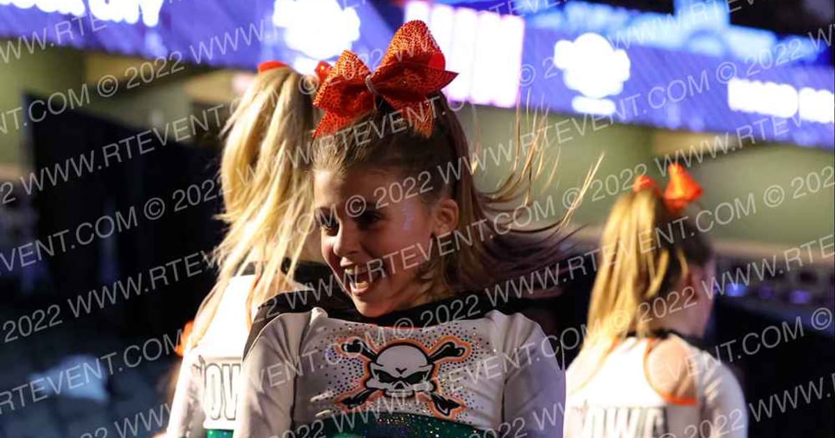 Iowa Elite Cheer - Des Moines Savage · The American Heartland Sioux City Nationals