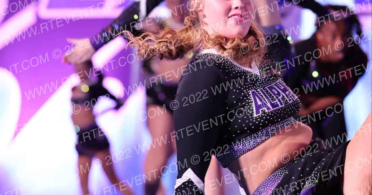 Alpha Athletics Cheer Lady Alpha · CDE EWO Lancaster