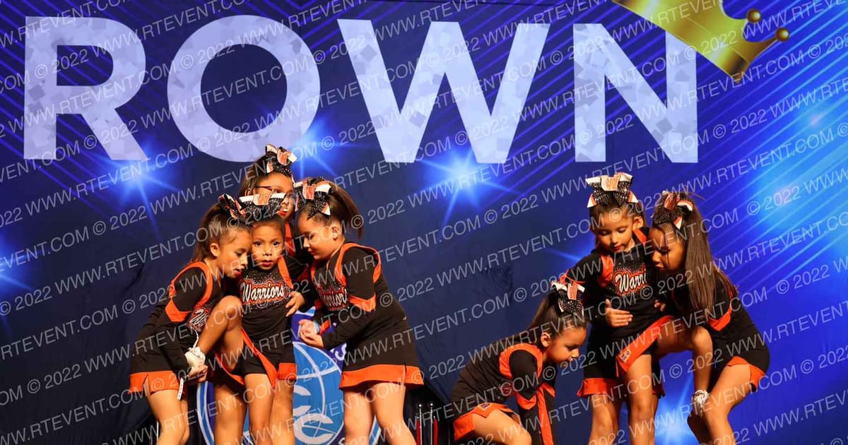La Puente Warriors Cheer Jr. Gremlins · WCC Hollywood Crown
