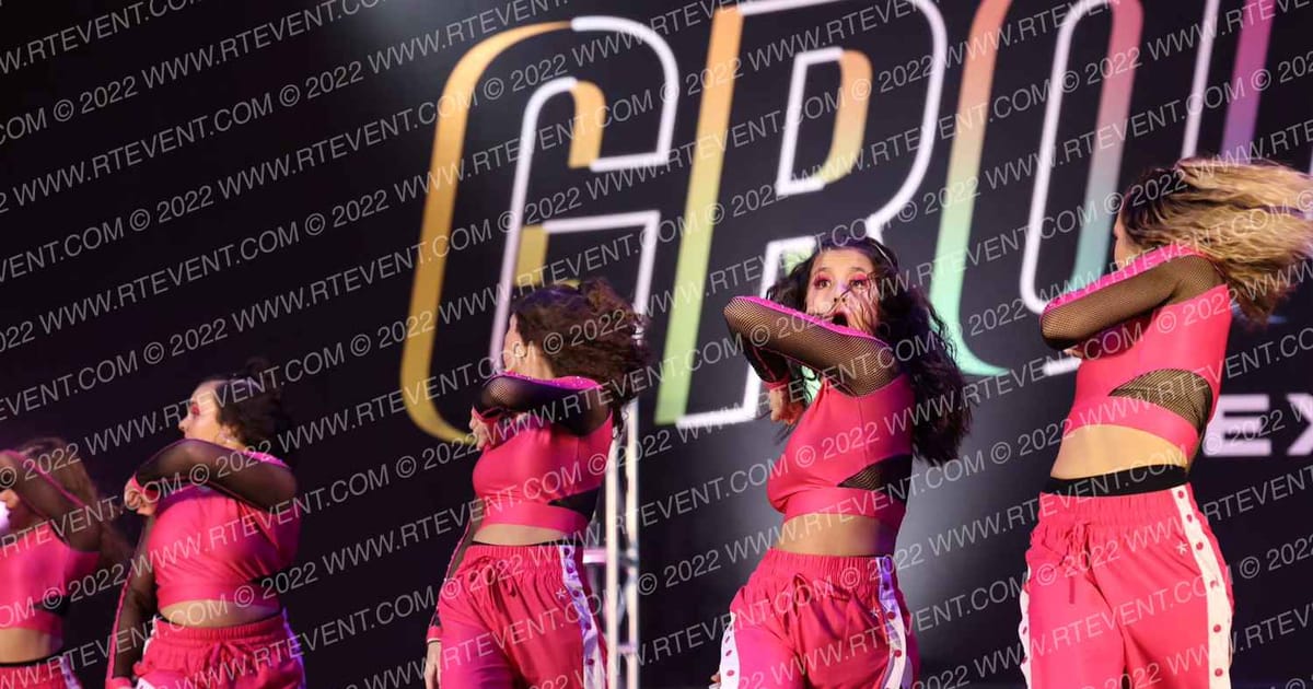 Queen City Storm fem. · Athletic Columbus Dance Grand Cheer Nationals
