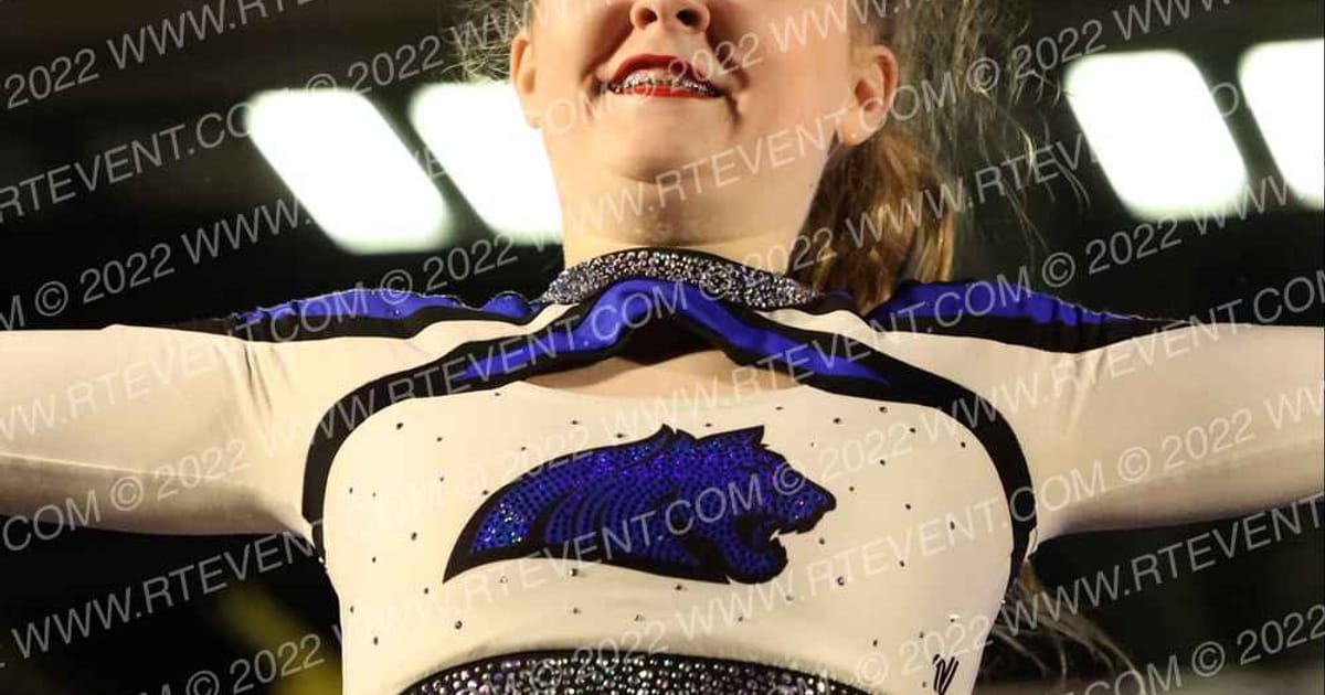 Bluegrass Athletics Blue Crush · Athletic Columbus Dance Grand Cheer Nationals