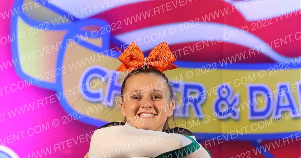 Iowa Elite Cheer - Des Moines Reapers · The American Heartland Sioux City Nationals