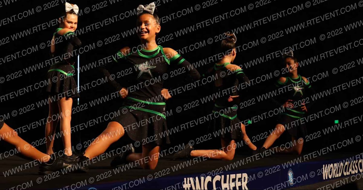 CheerForce Gemstonez · WCC Holiday Crown SUNDAY