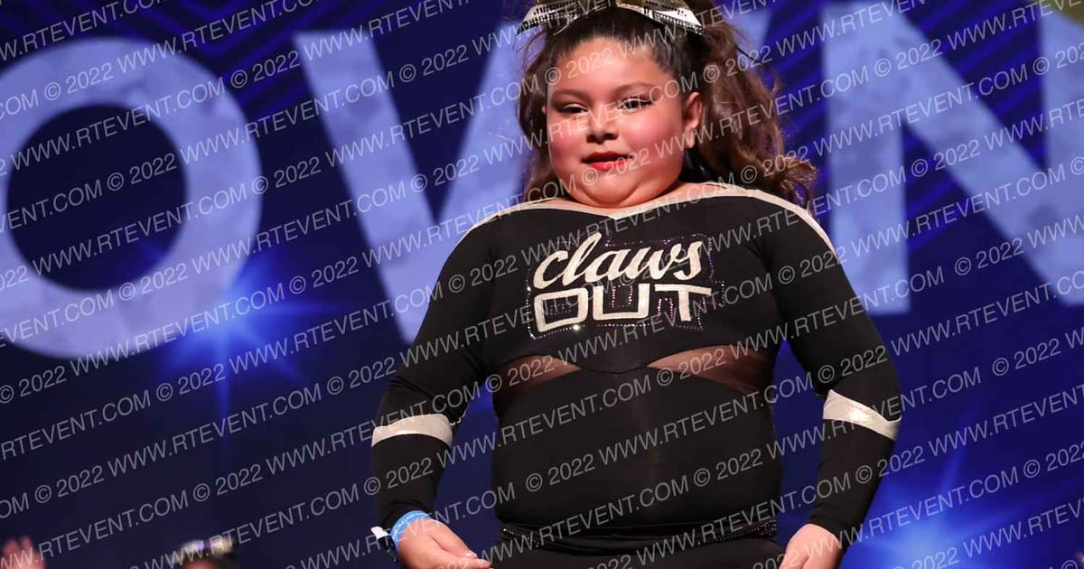 Claws Out All-Stars Little Lynx · WCC Holiday Crown SUNDAY