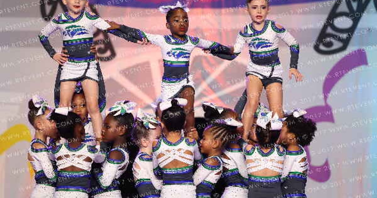 The Atlanta Jayhawks Glitter (T1) · New Orleans Grand Nationals DIDII