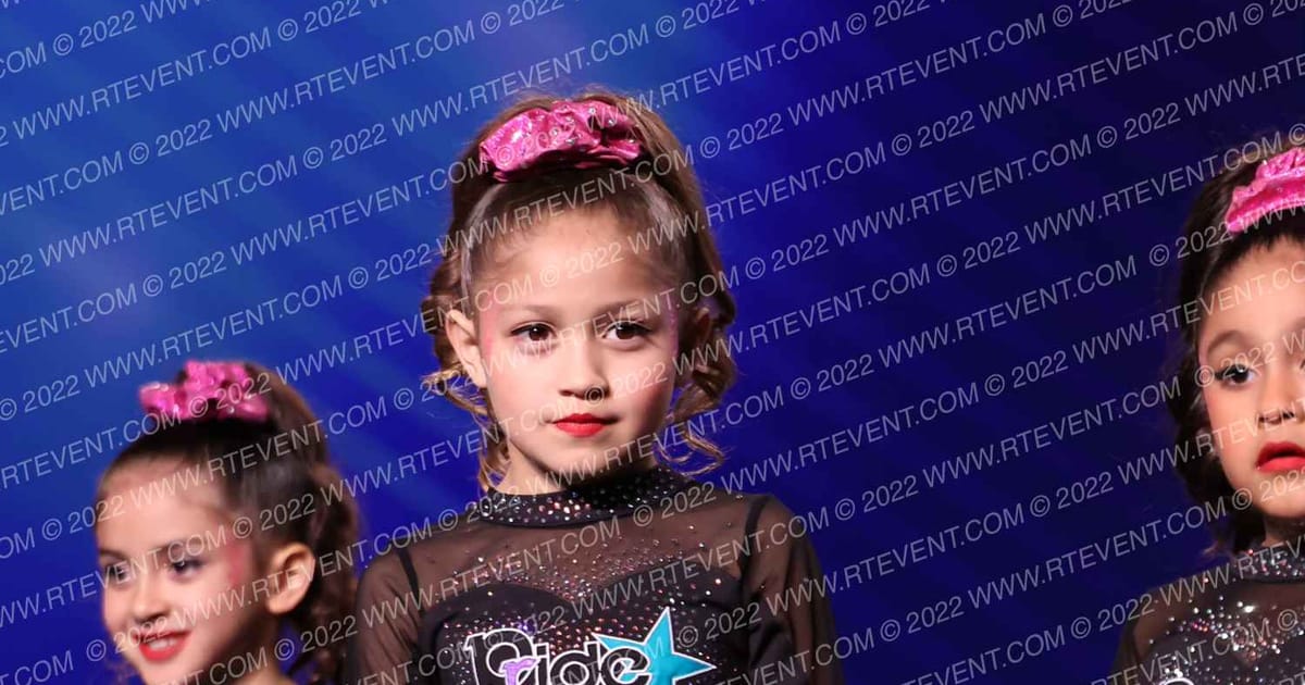 California Pride Tiny Tornado · WCC Holiday Crown SUNDAY