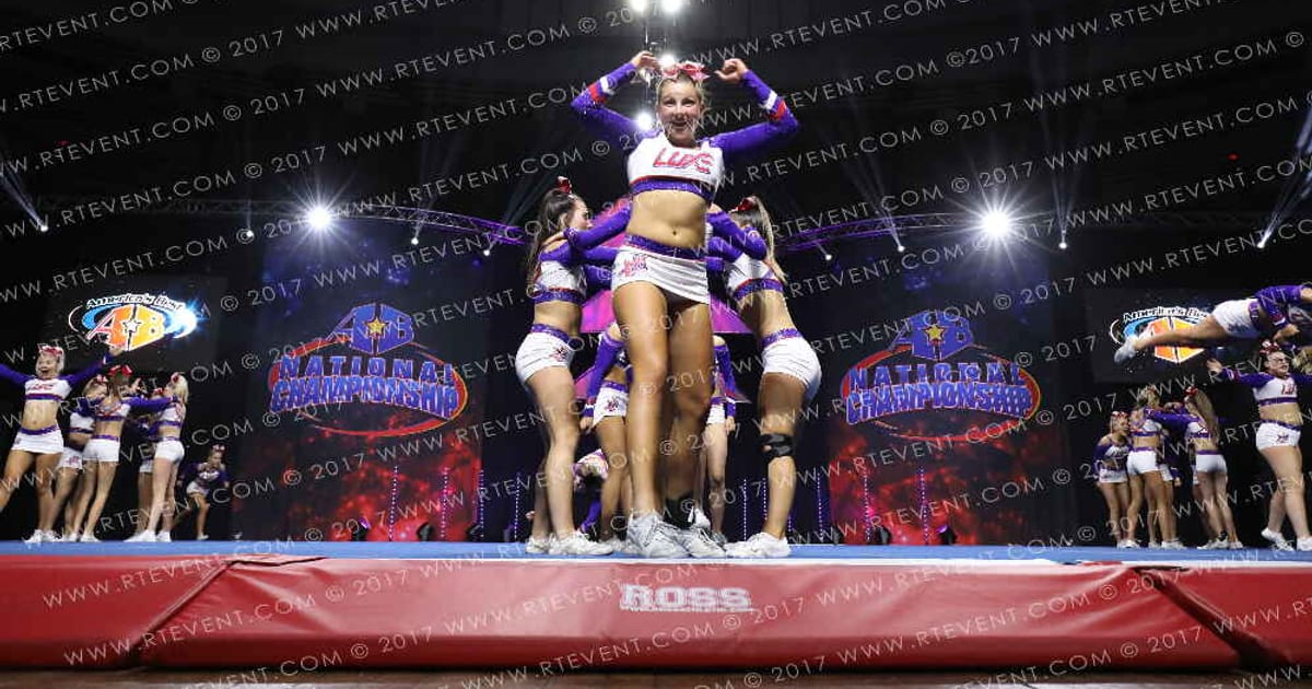 Luxe Cheer Lady Legends · Americas Best Kansas City Grand Nationals