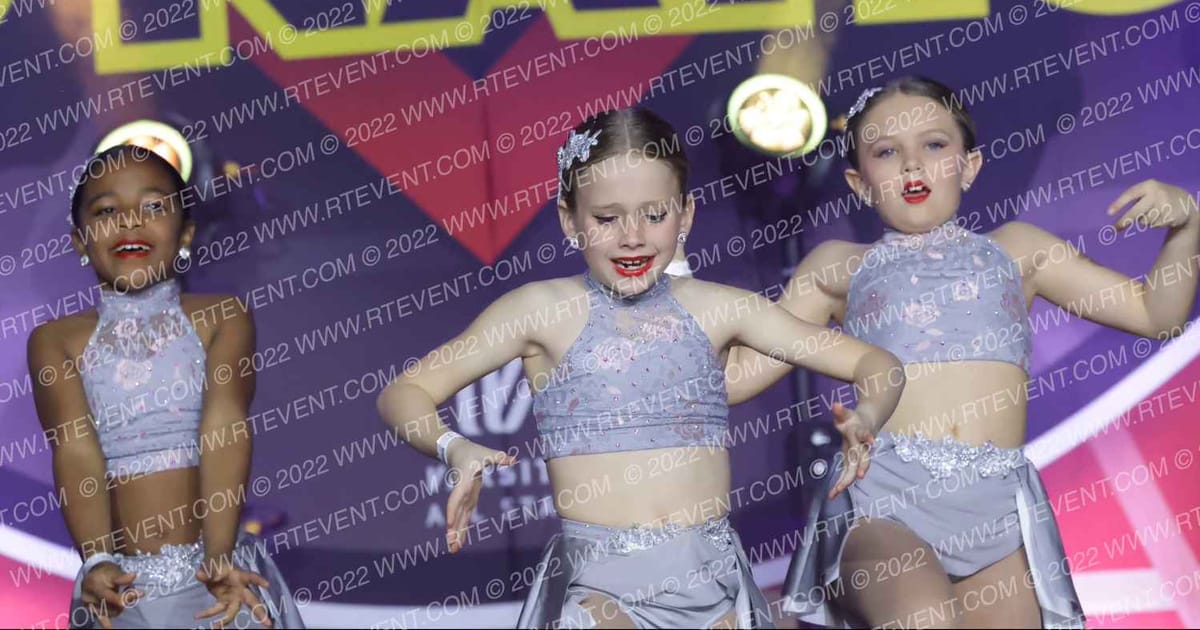 Innovate Dance Studio Innovate- Mini prep lyrical · Duel in the Desert