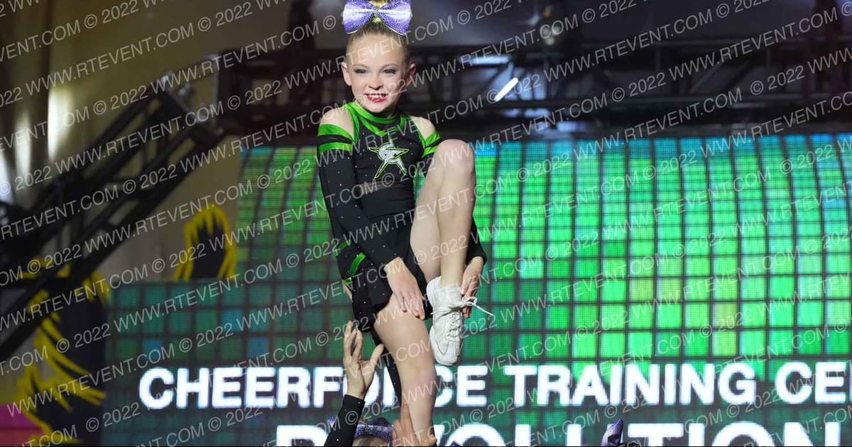 CheerForce Training Center Revolution · Duel in the Desert