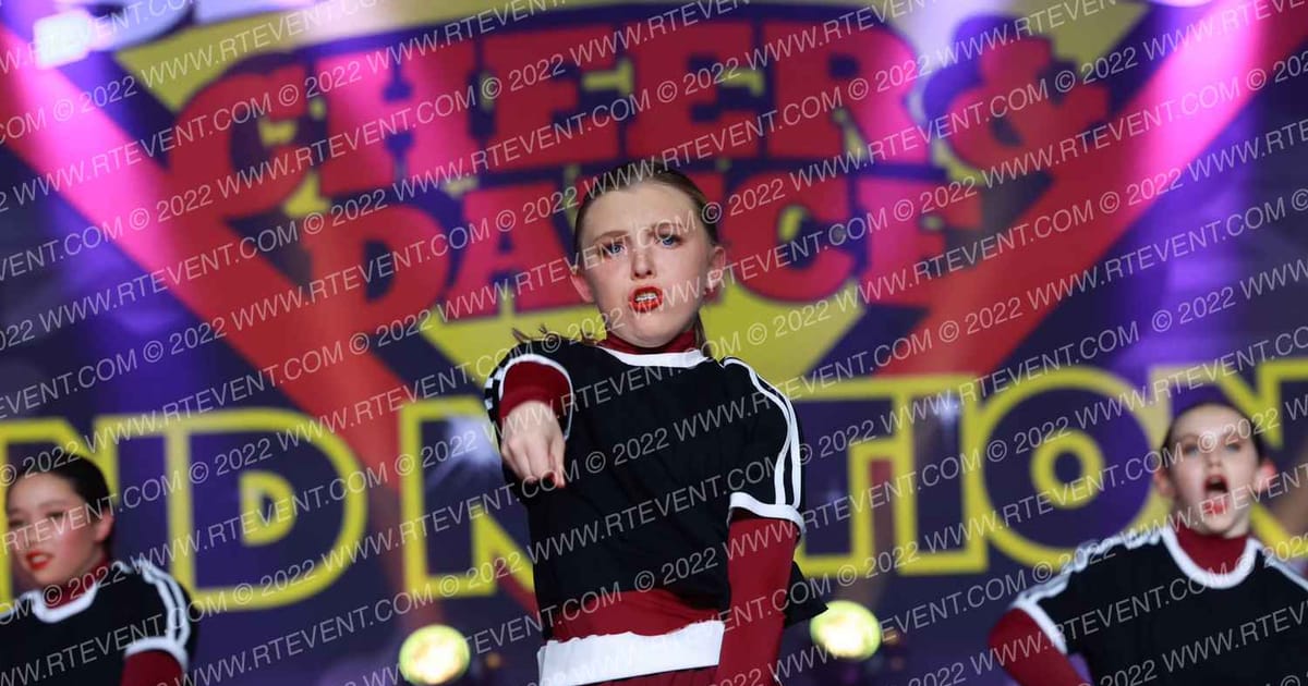 Xtreme Dance Drop the Mic · Duel in the Desert