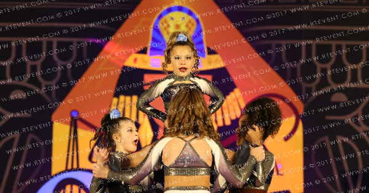 Macs Allstar Cheer MACS MOONLIGHT · Queen of the Nile