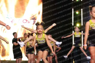 Shine Athletics Stingers