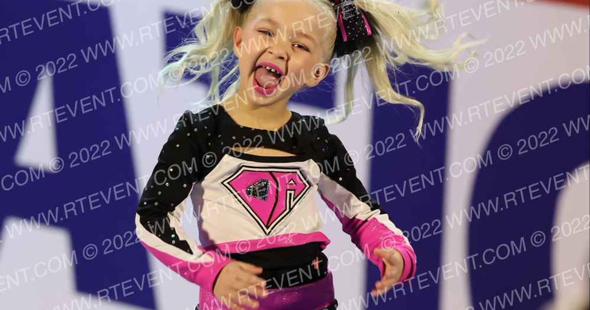 Diamonds All Stars Glitter Bugs · NCA Nashville Classic DIDII