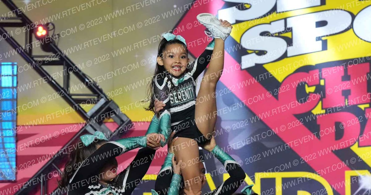 Serenity Athletics SHIMMER · Duel in the Desert