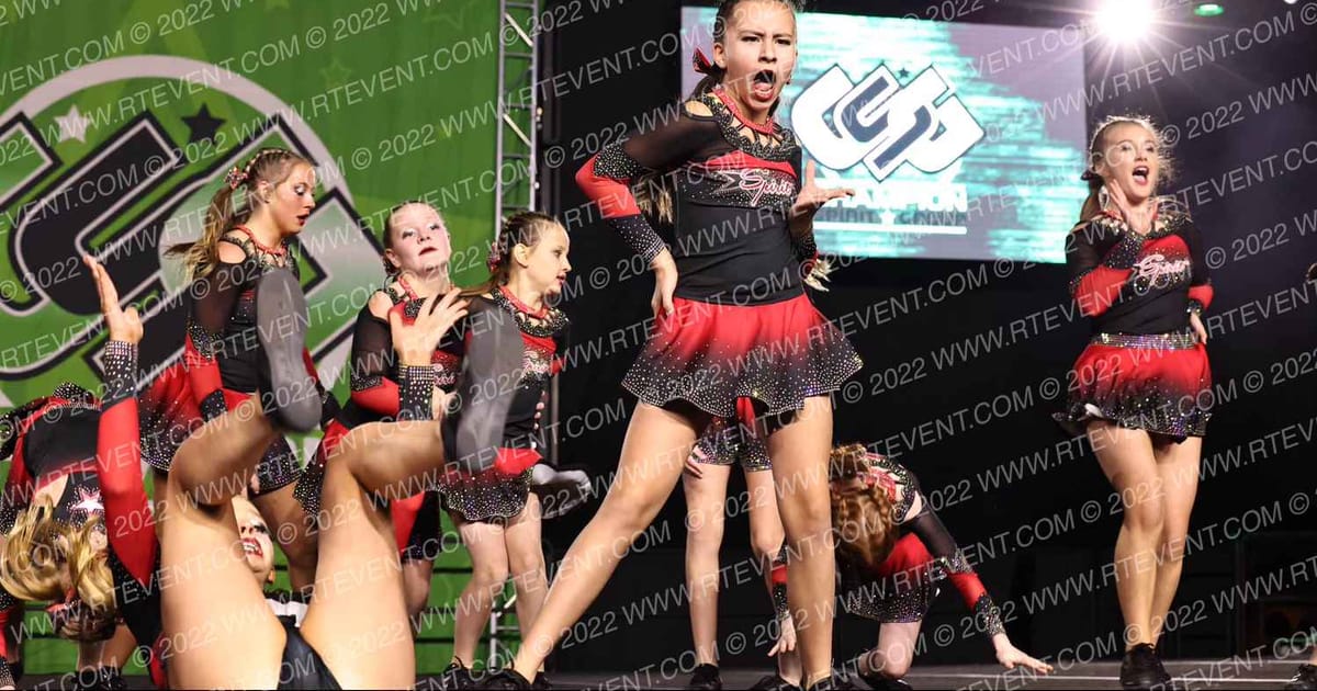 Chippewa Valley Spirit All Stars Shining Stars · CSG Grand Nationals