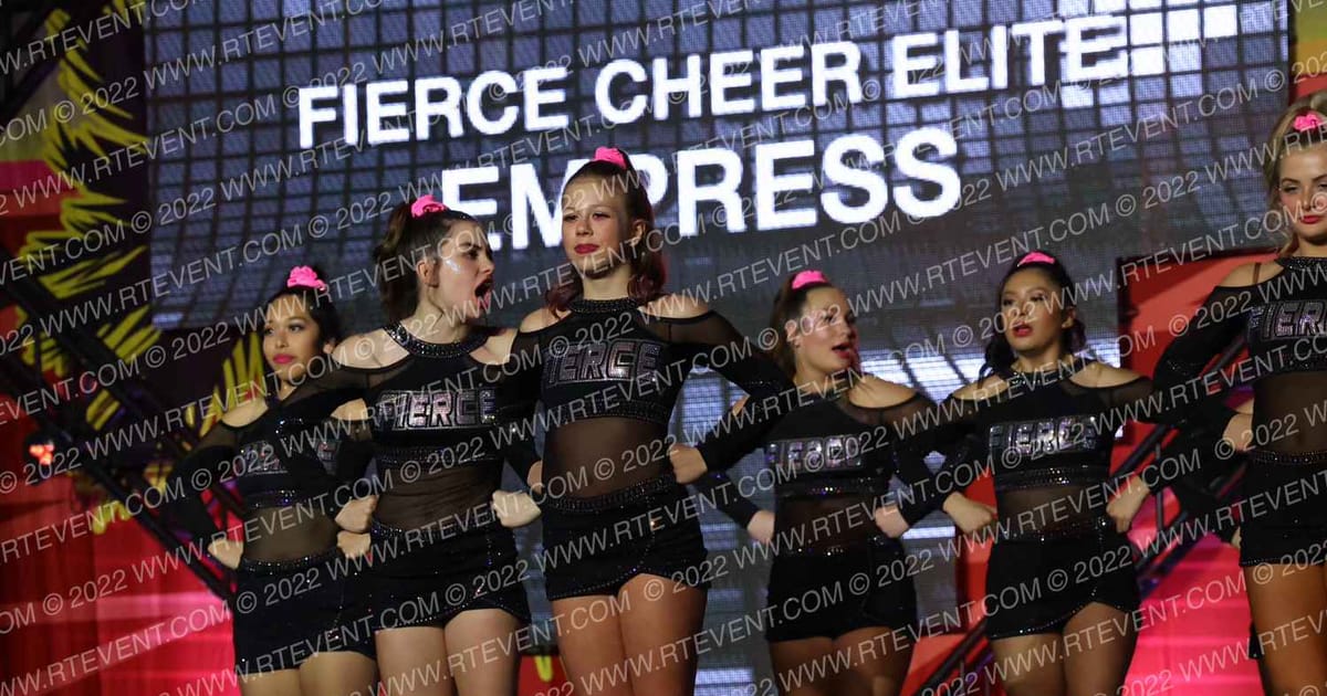 Fierce Cheer Elite Empress · Duel in the Desert