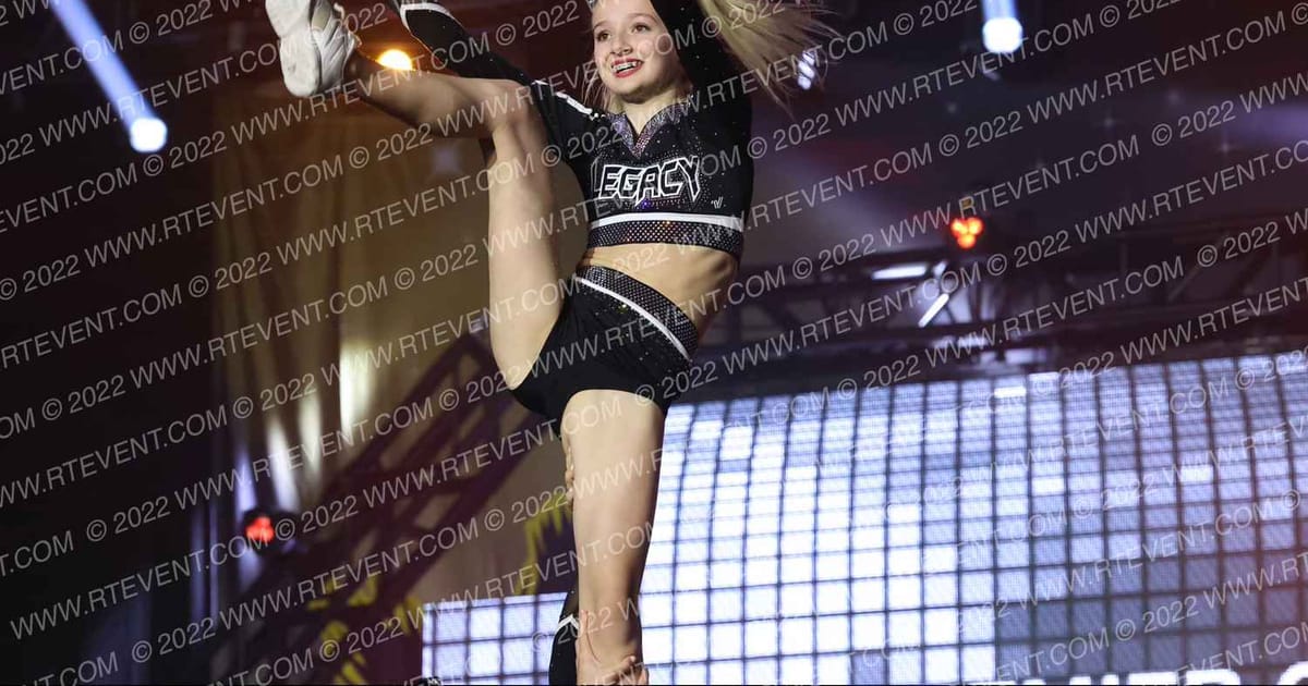 Legacy Premier Cheer Lady Legends · Duel in the Desert