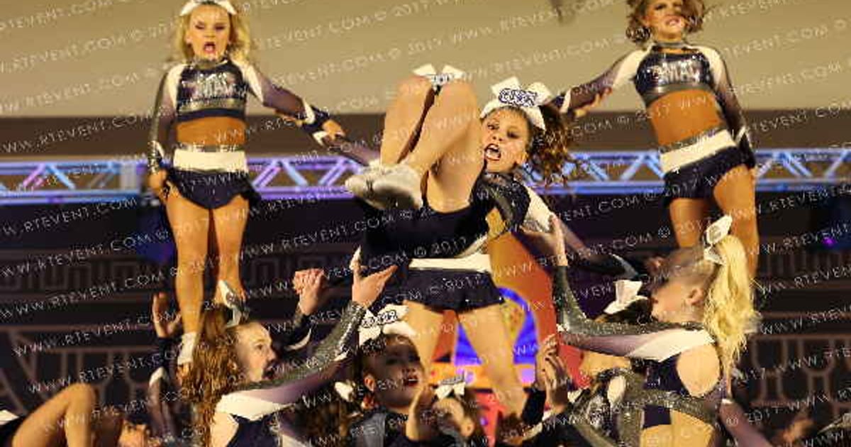 Macs Allstar Cheer MAC'S GUCCI · Queen of the Nile