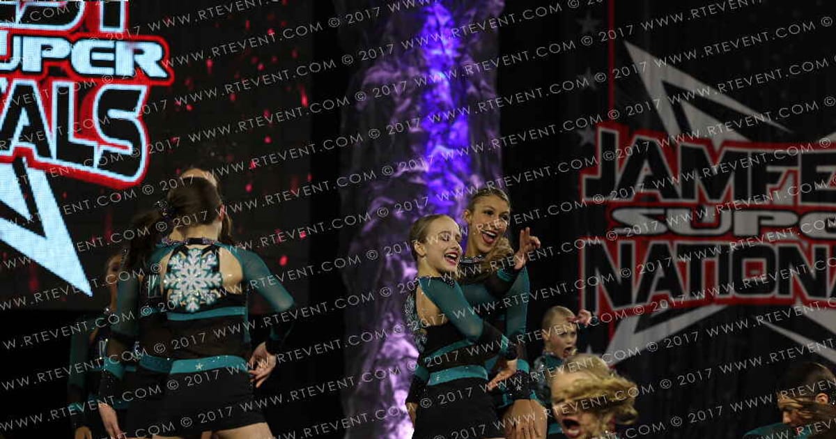 WIDC HAILSTORM · JAMFest Cheer Super Nationals