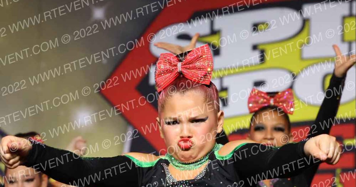 CheerForce Simi Valley Rubiez · Duel in the Desert