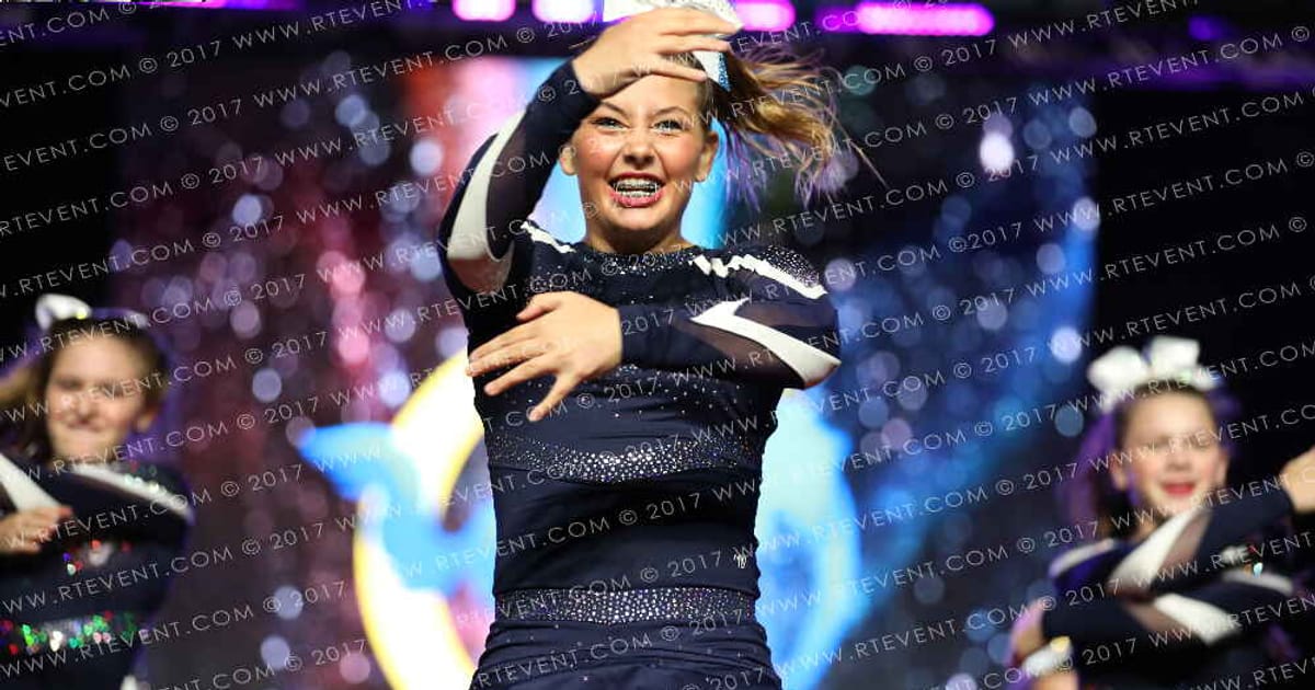 Mustang Cheer All Stars Chargers · Encore Grand Nationals