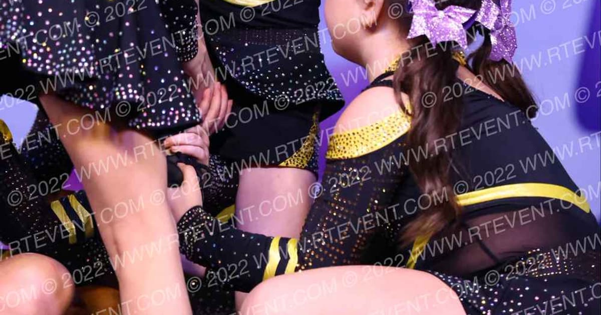 Legends Cheer Elite Iris · Coastal at the Capitol Grand Nationals