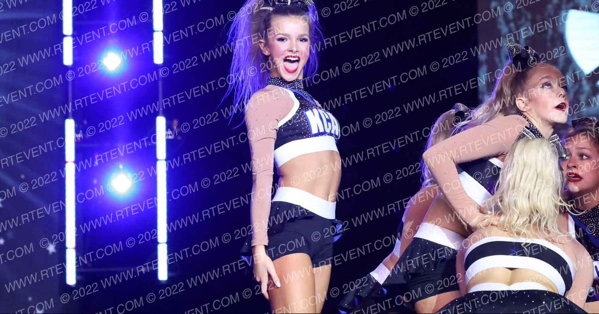 Kansas City Athletic Cheer Platinum · All out nationals