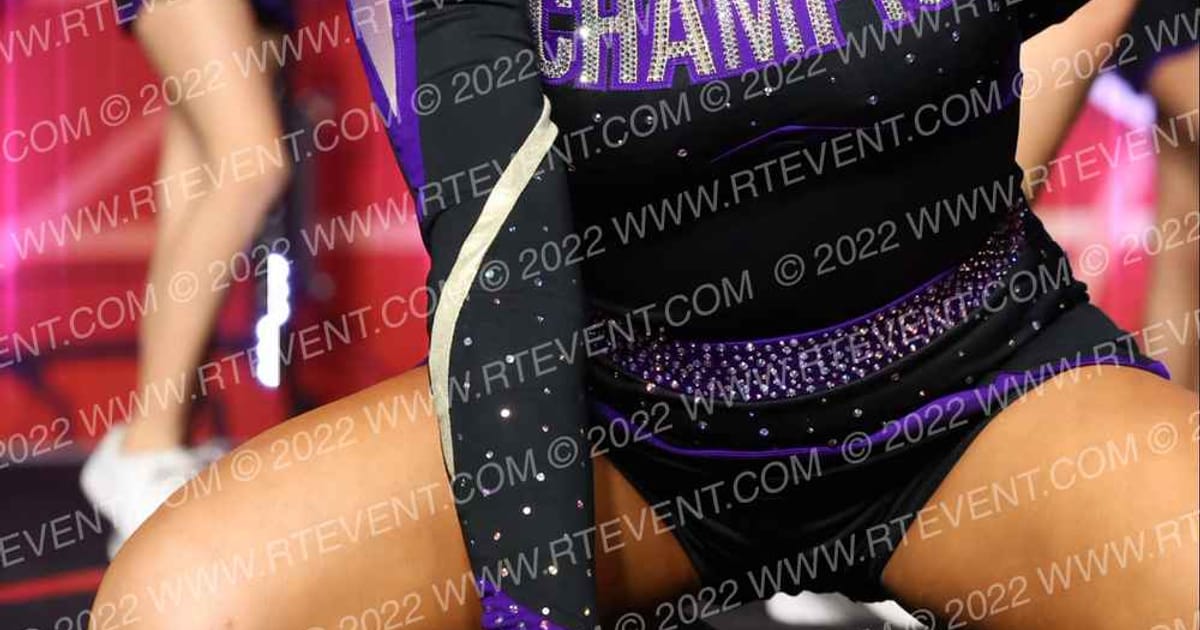 Champion All Stars Throne · Duel in the Desert